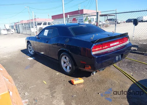 2014 Dodge Challenger Sxt z USA, uszkodzony, nr VIN 2C3CDYAGXEH231927
